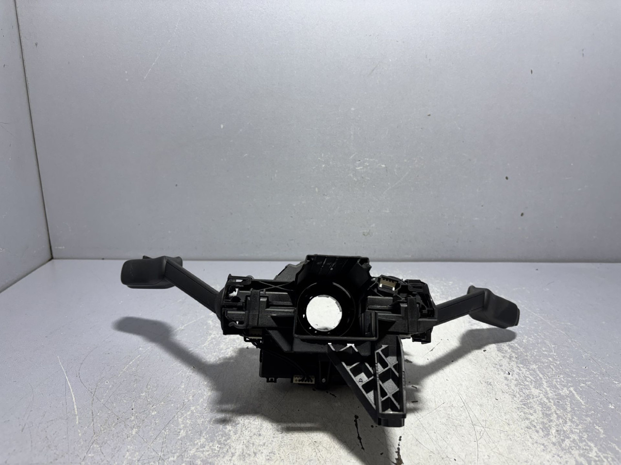 DIJELOVI SPULA VOLANA VW PASSAT B8 > 19 - 1.6 5Q1953569