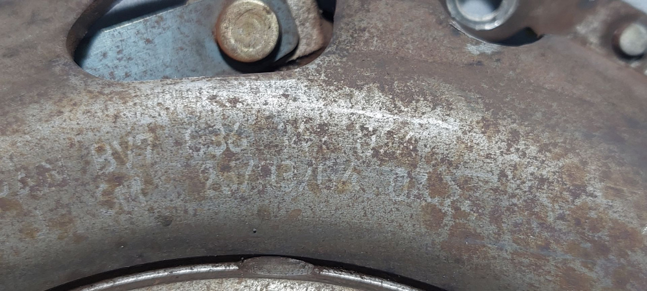 DIJELOVI KORPA VW GOLF 5 > 03-08 036141026