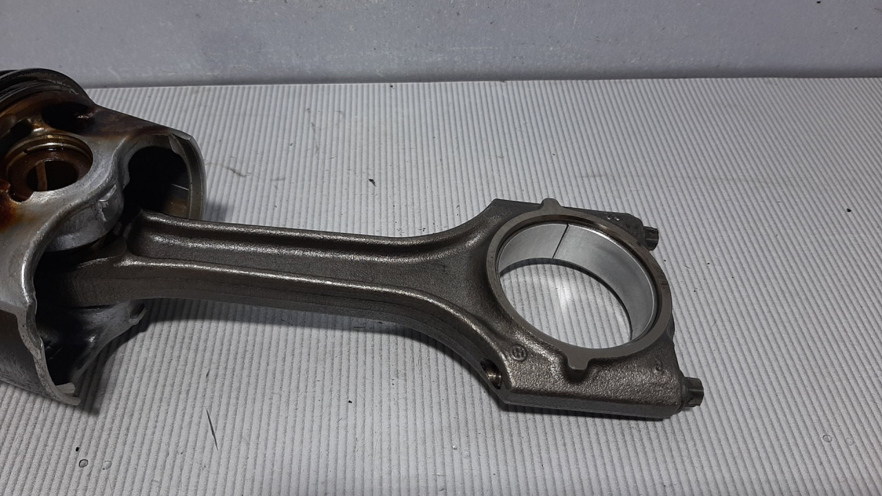 DIJELOVI KLIPNJACA AUDI A4 (B8) > 07-11 06HQ