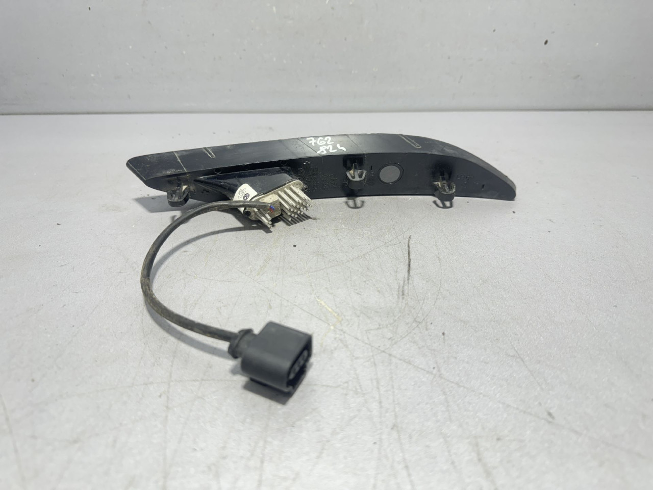 DIJELOVI KATADIOPTER VW ID.3 > 19- 575945701K