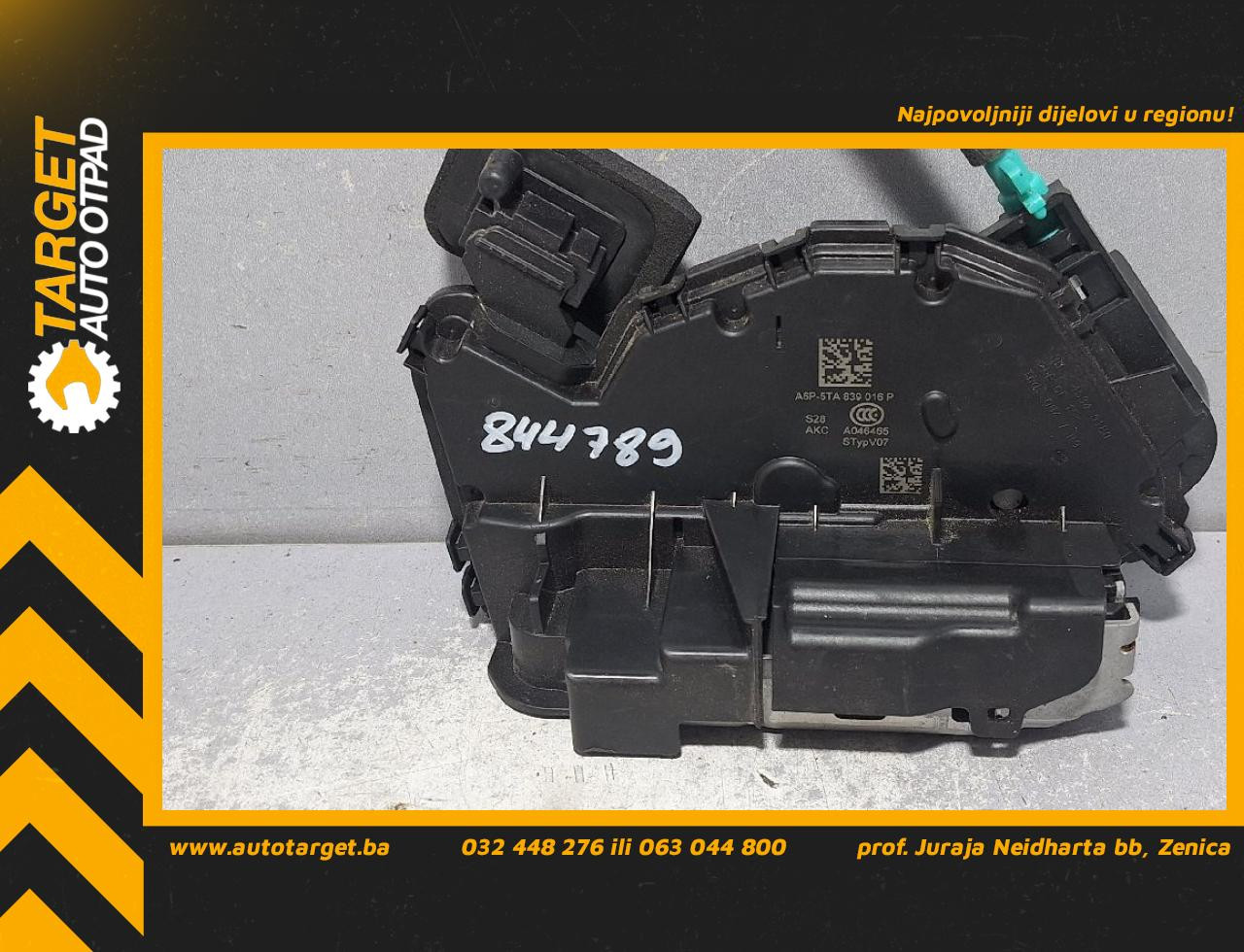 DIJELOVI BRAVA VRATA AUDI Q3 > 18- 2.0 5TA839016P