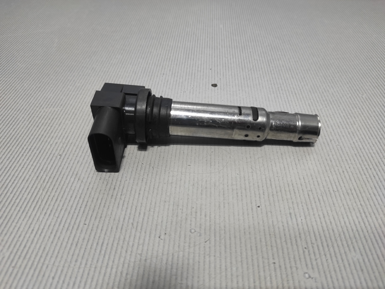 DIJELOVI BOMBINA VW PASSAT B6 > 05-10 036905715F