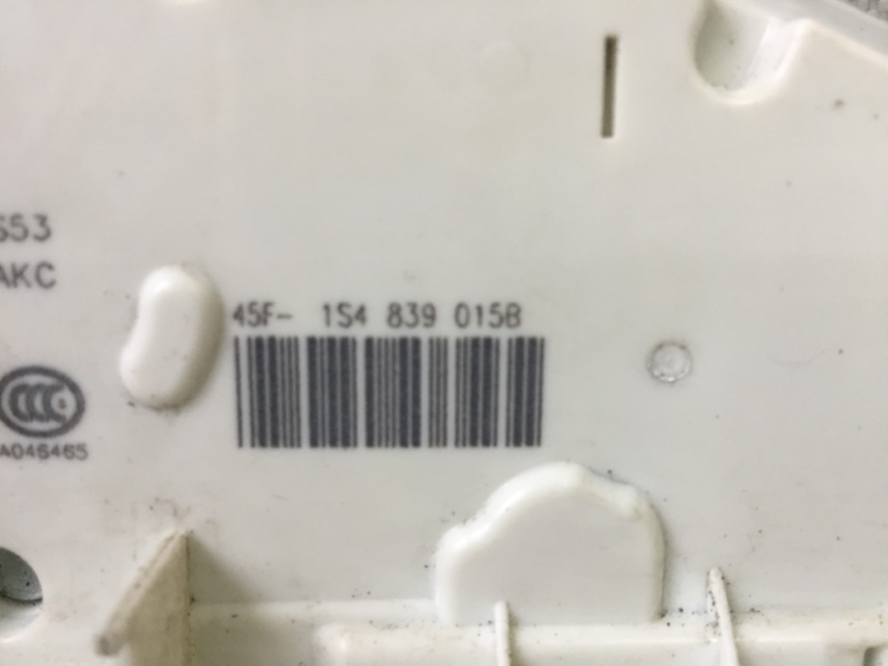 DIJELOVI BRAVA VRATA SKODA FABIA > 14- 1S4839015B