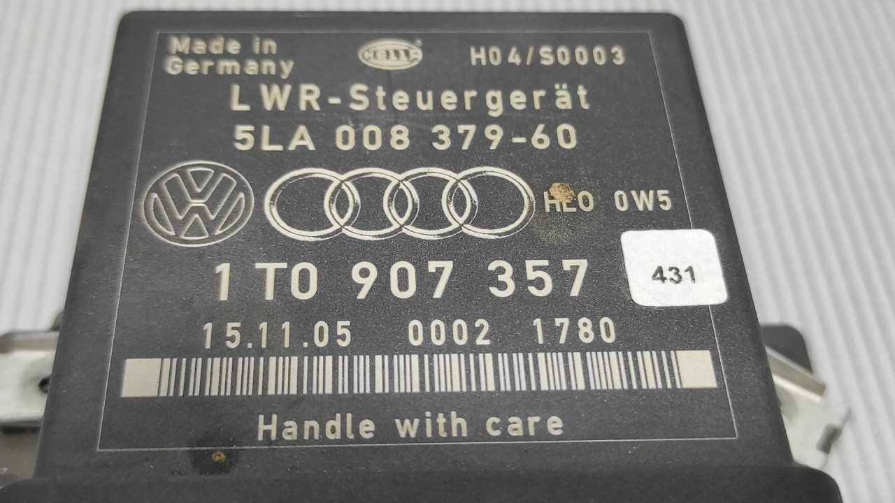 BALAST FARA SKODA OCTAVIA > 08-13 1T0907357
