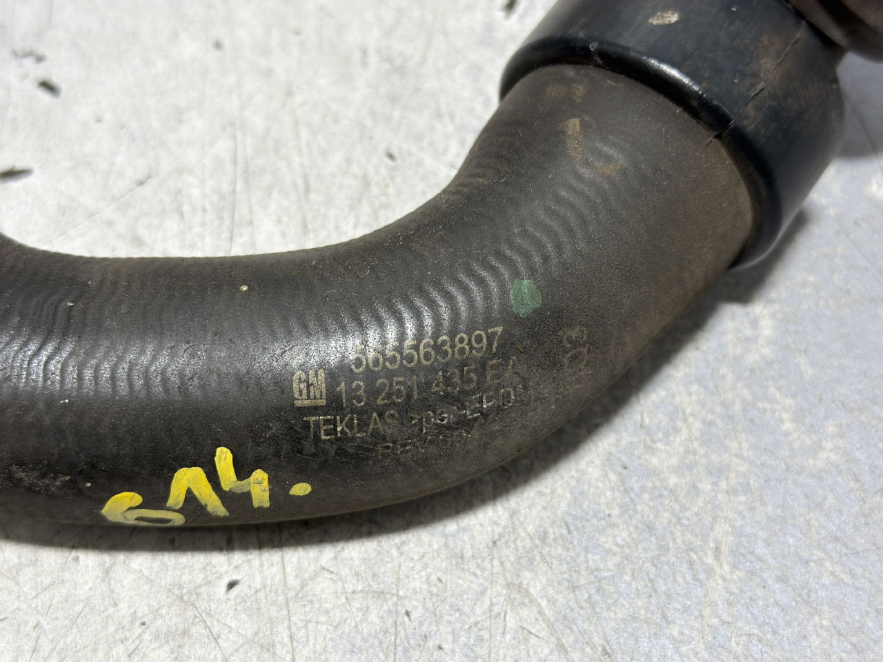 DIJELOVI CRIJEVO OPEL ASTRA J > 12-15 1.4 13251435