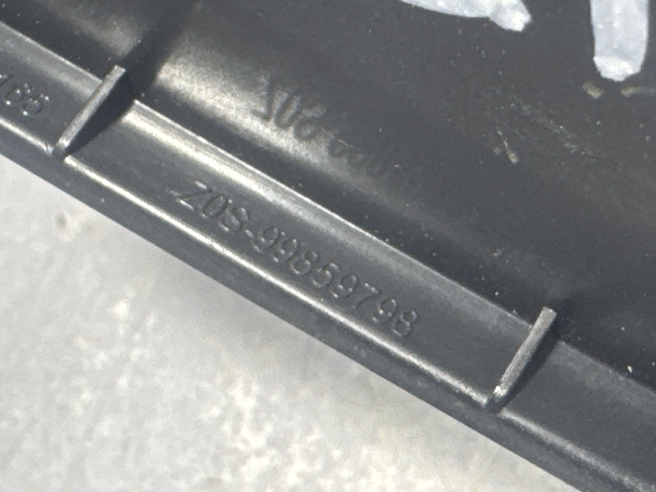 DIJELOVI PREKIDACI PROZORA PEUGEOT 308 > 13-17 2.0 99859798