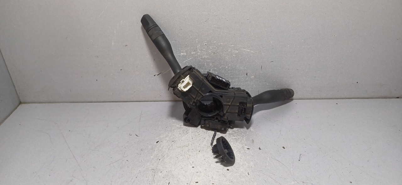 DIJELOVI RUCICE VOLANA OPEL ASTRA K > 15-19