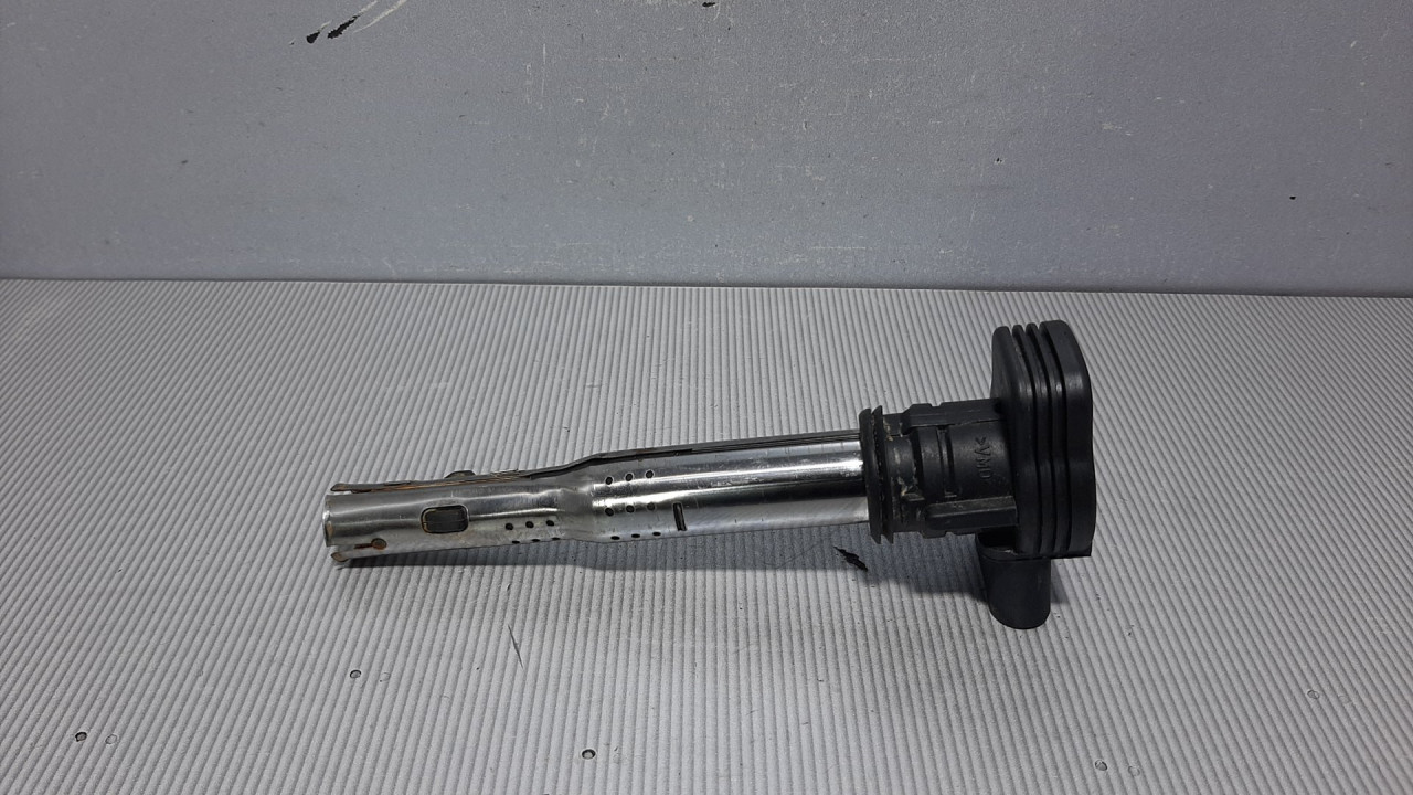 DIJELOVI BOMBINA AUDI A4 (B7) > 04-07 07K905715D