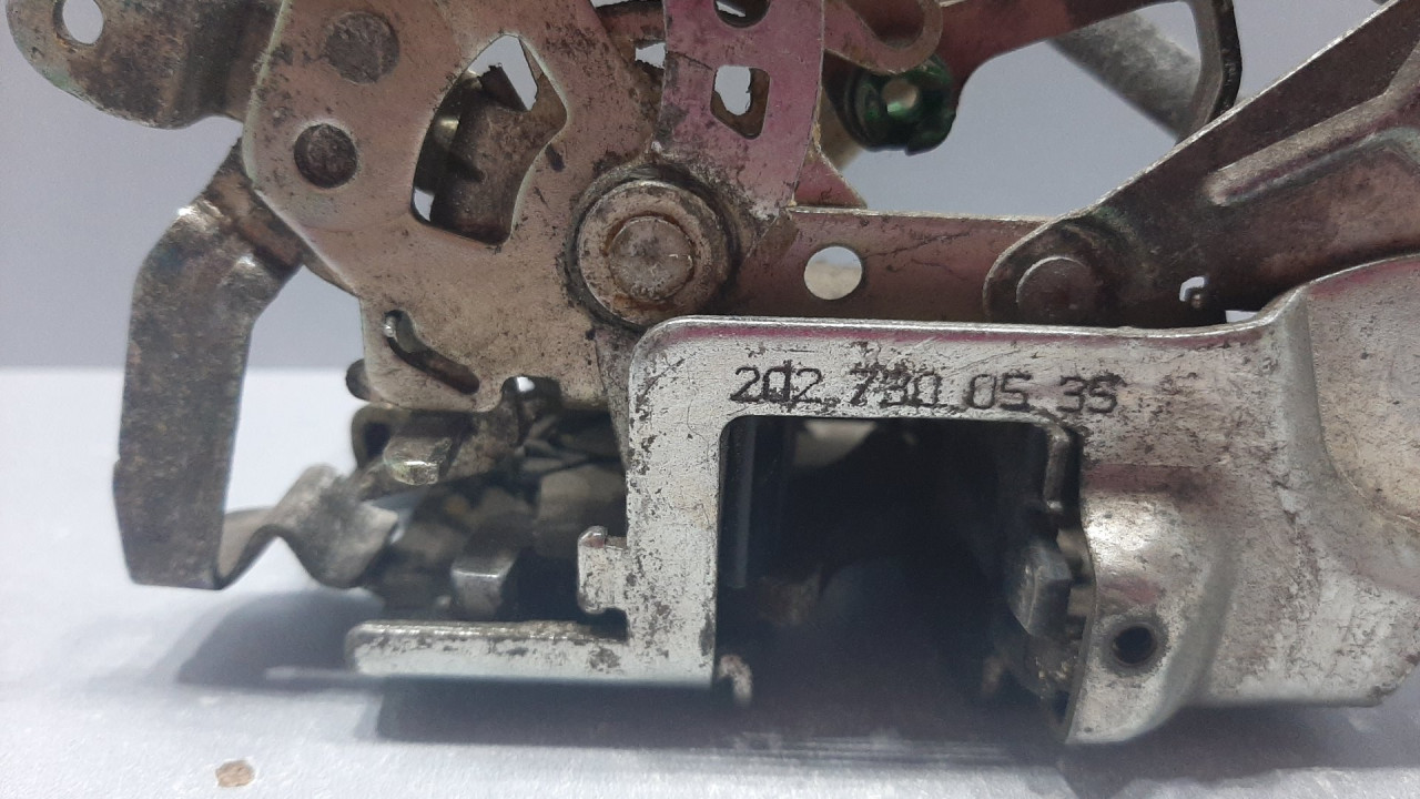 BRAVA VRATA MERCEDES C KLASA (W202) > 93-00 2027300535