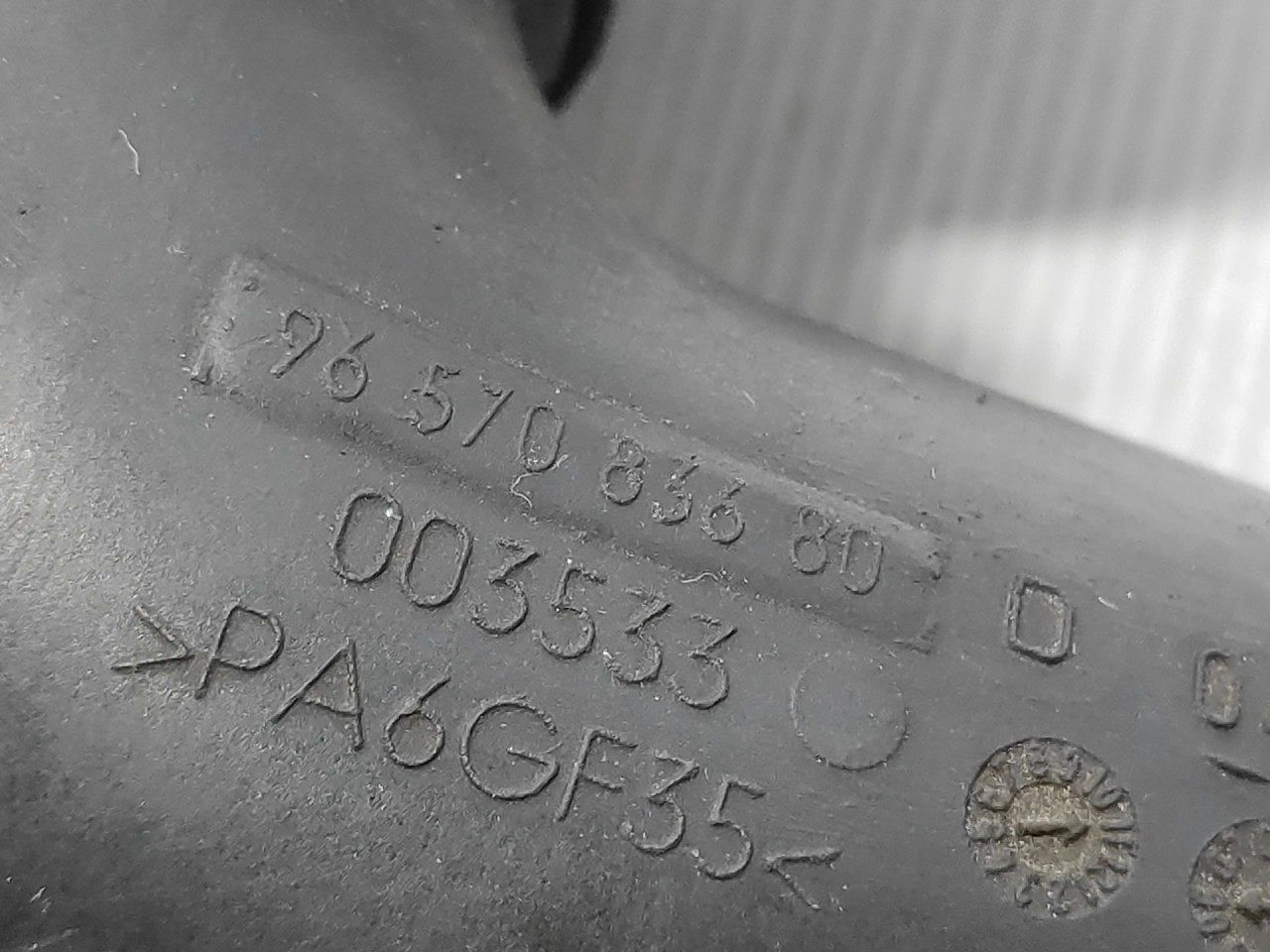 DIJELOVI CRIJEVO INTERKULERA FORD C-MAX > 03-07 9657083680