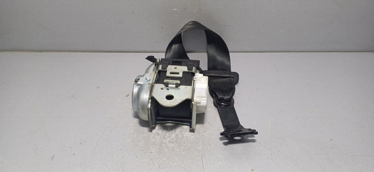 DIJELOVI POJAS SKODA SUPERB > 15-19 1.6 3V9857447B