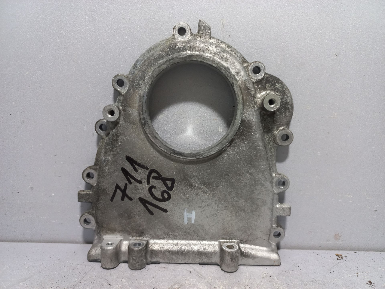 DIJELOVI DEKLO AUDI Q7 > 06-09 059109130E