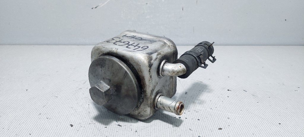 DIJELOVI HLADNJAK ULJA VW PASSAT B5 > 00-05 2.5