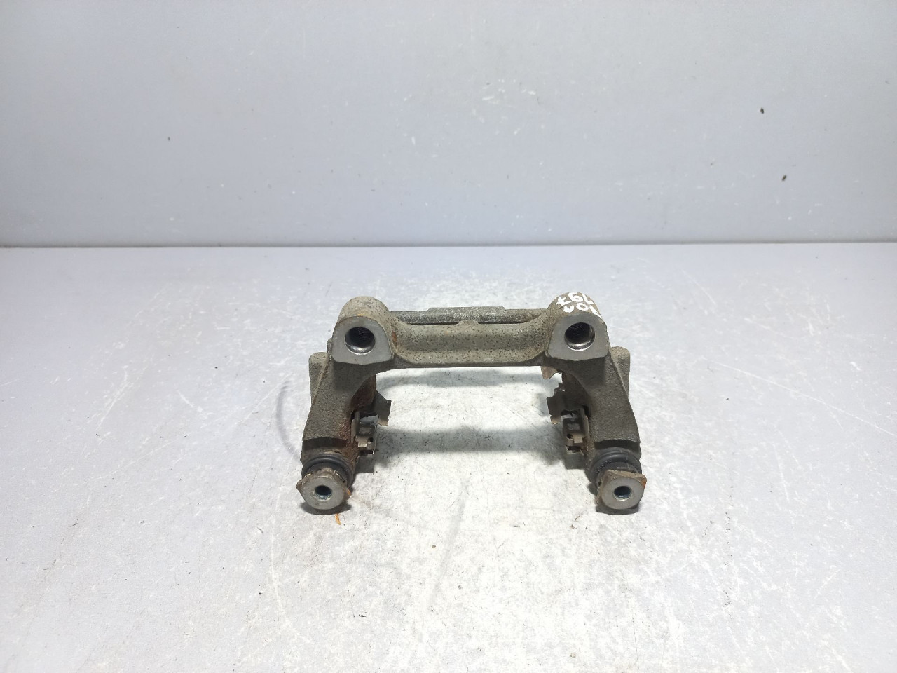 DIJELOVI NOSAC VW CADDY > 10-15 5K0615425