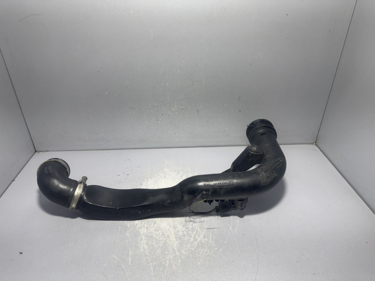 DIJELOVI CRIJEVO INTERKULERA AUDI A4 (B8) > 07-11 2.0 8E0145762G