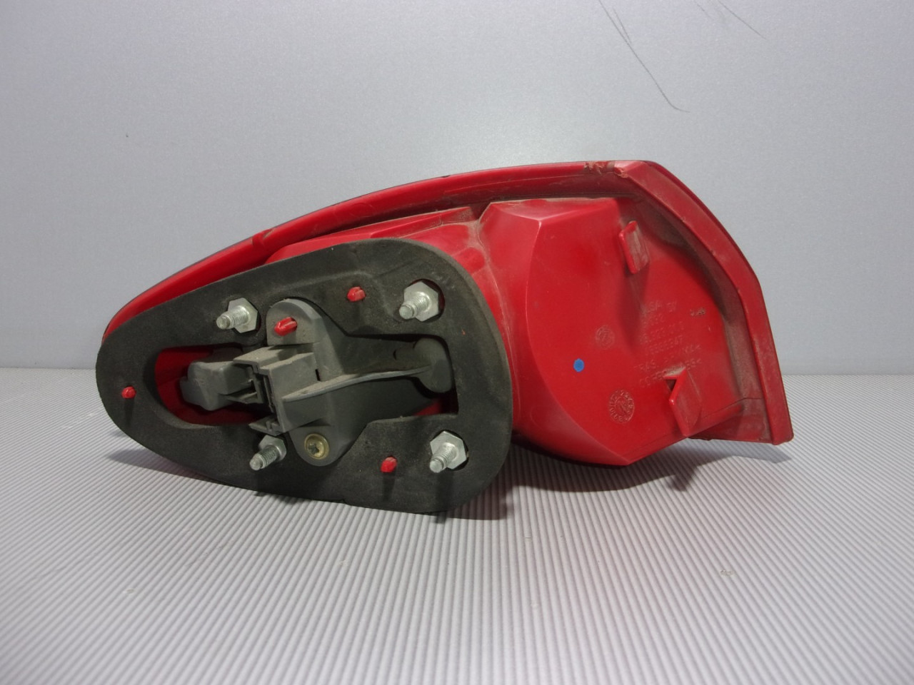 STOP SVJETLO ALFA ROMEO 147 > 00-05 AA340016 46556347