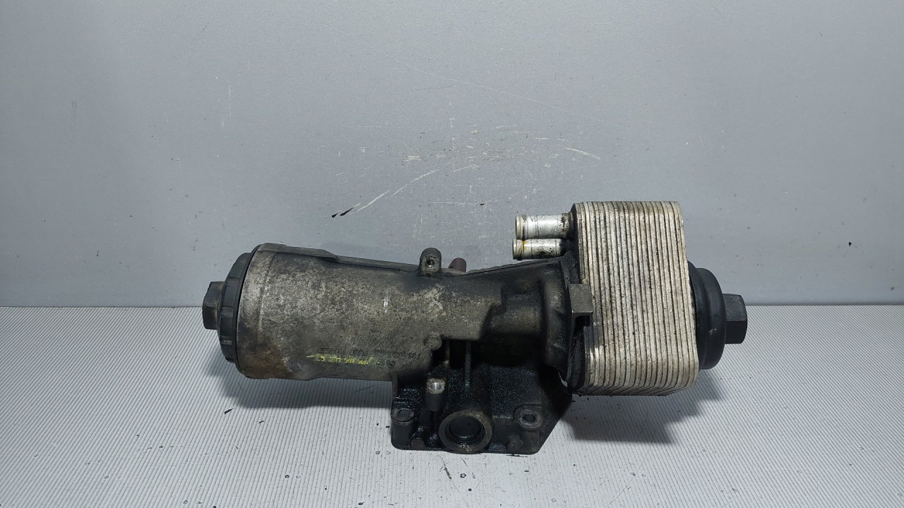 KUCISTE FILTERA ULJA VW PASSAT B6 > 05-10 045115389J