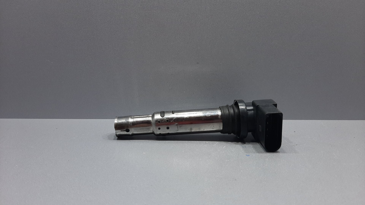 DIJELOVI BOMBINA AUDI A1 > 10-14 036905715G