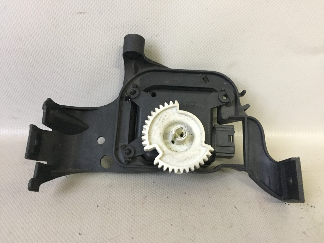 MOTORIC VENTILATORA VW POLO > 09-14 VW023079 309368301