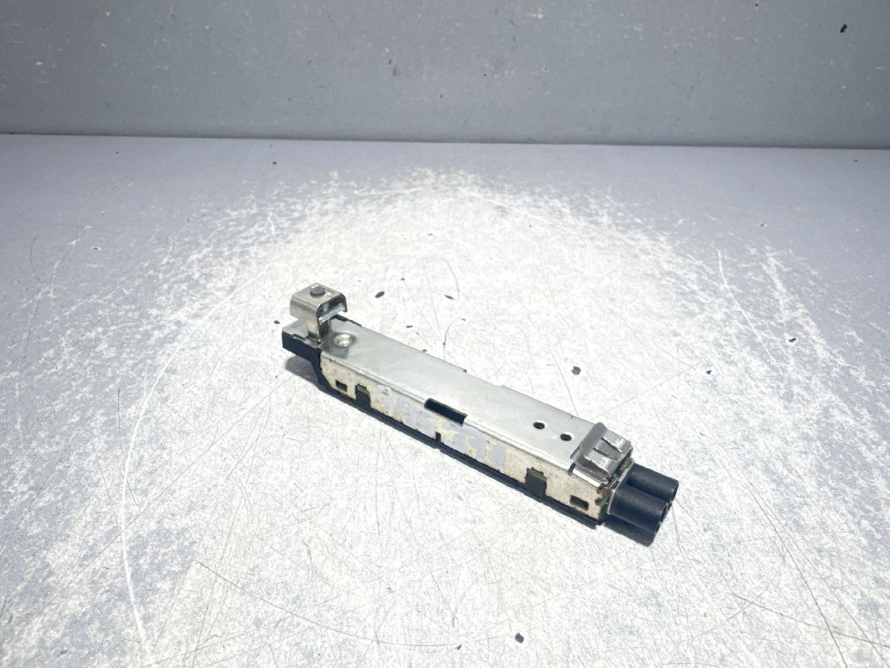 DIJELOVI ANTENA VW GOLF 8 > 19- 5H6035577B