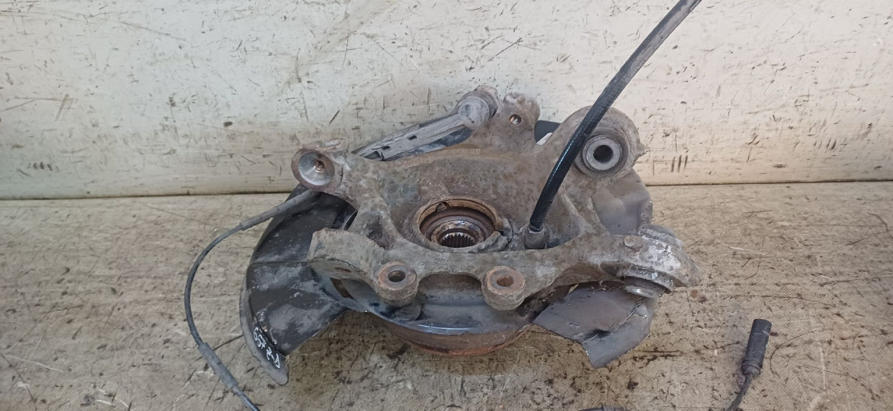 GLAVCINA BMW SERIJA 3 (F30/F31) > 15-18 33326792524