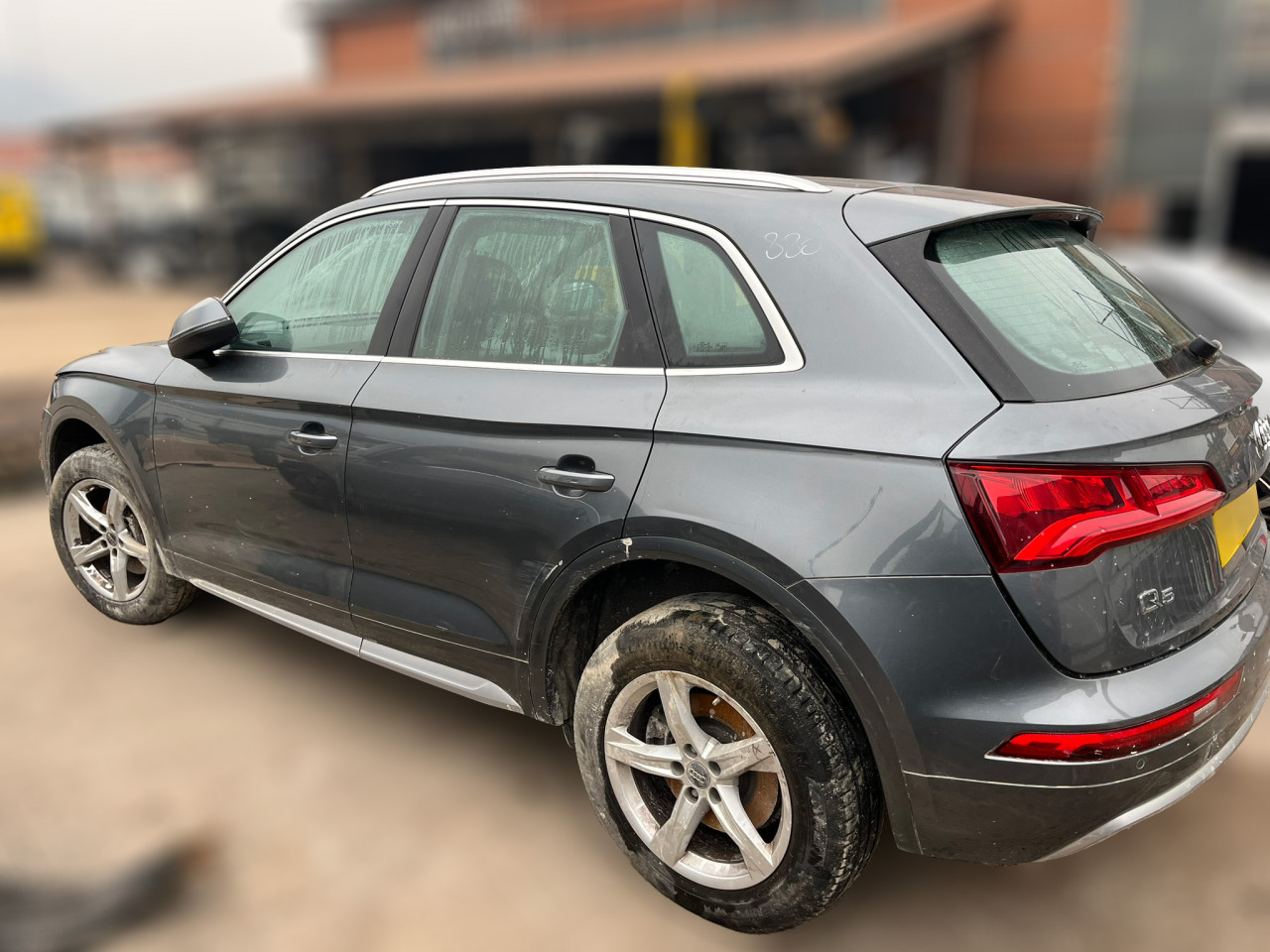 DIJELOVI AUDI Q5 (FY) > 17 - 20  2.0 Dizel DETA MOTOR