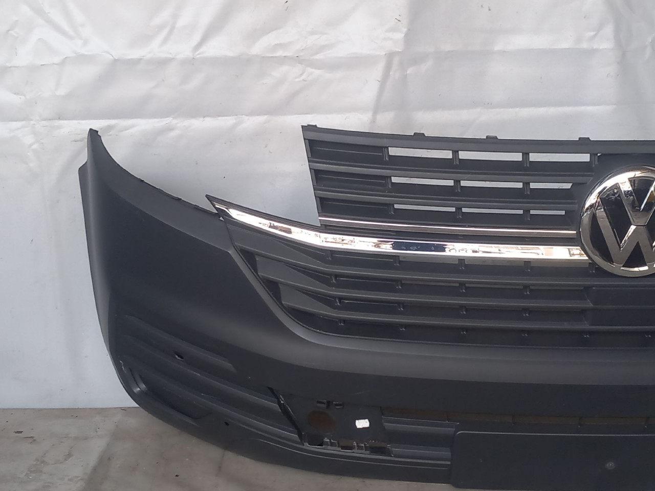 DIJELOVI BRANIK VW T6 > 15- 7LA807217A