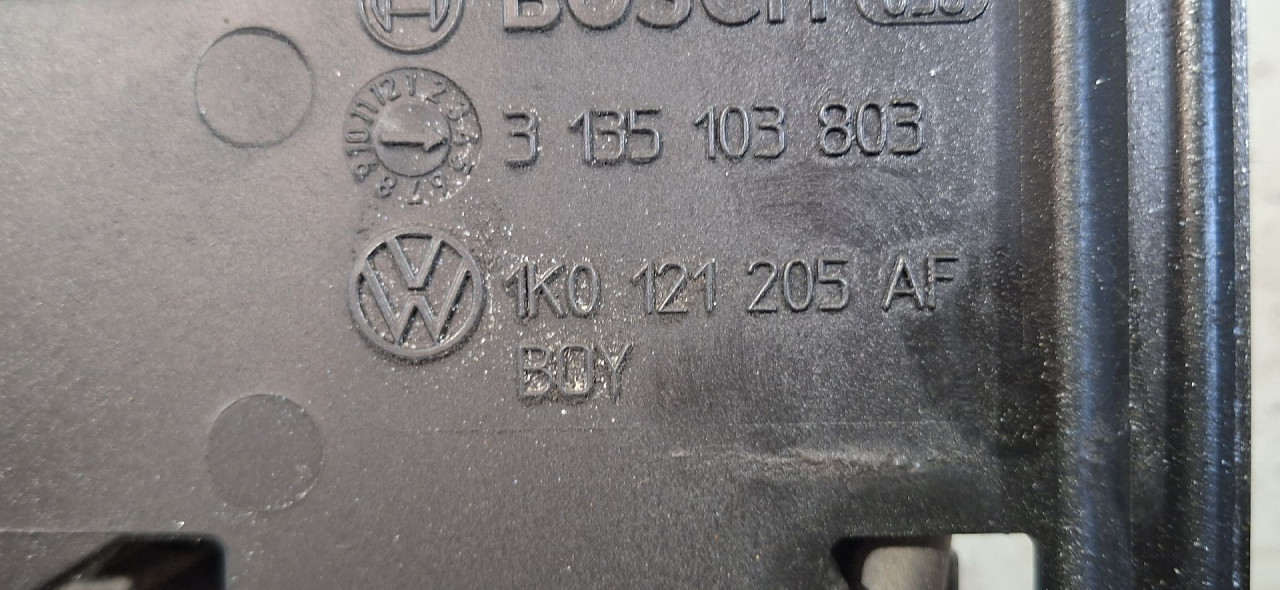 DIJELOVI NOSAC VENTILATORA VW GOLF 6 SW > 09-13 1.6 1K0121205AF