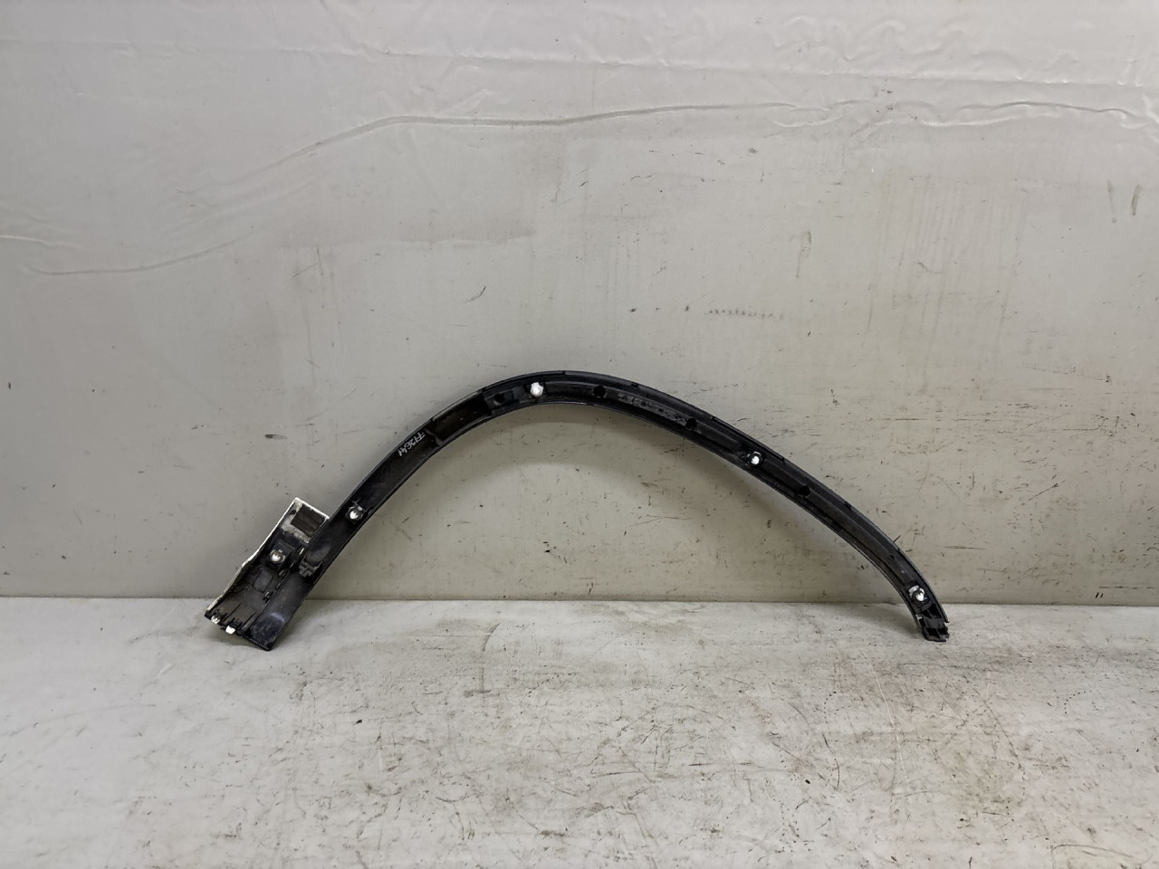 RUB BLATOBRANA VW TIGUAN > 11-15 5N0853717