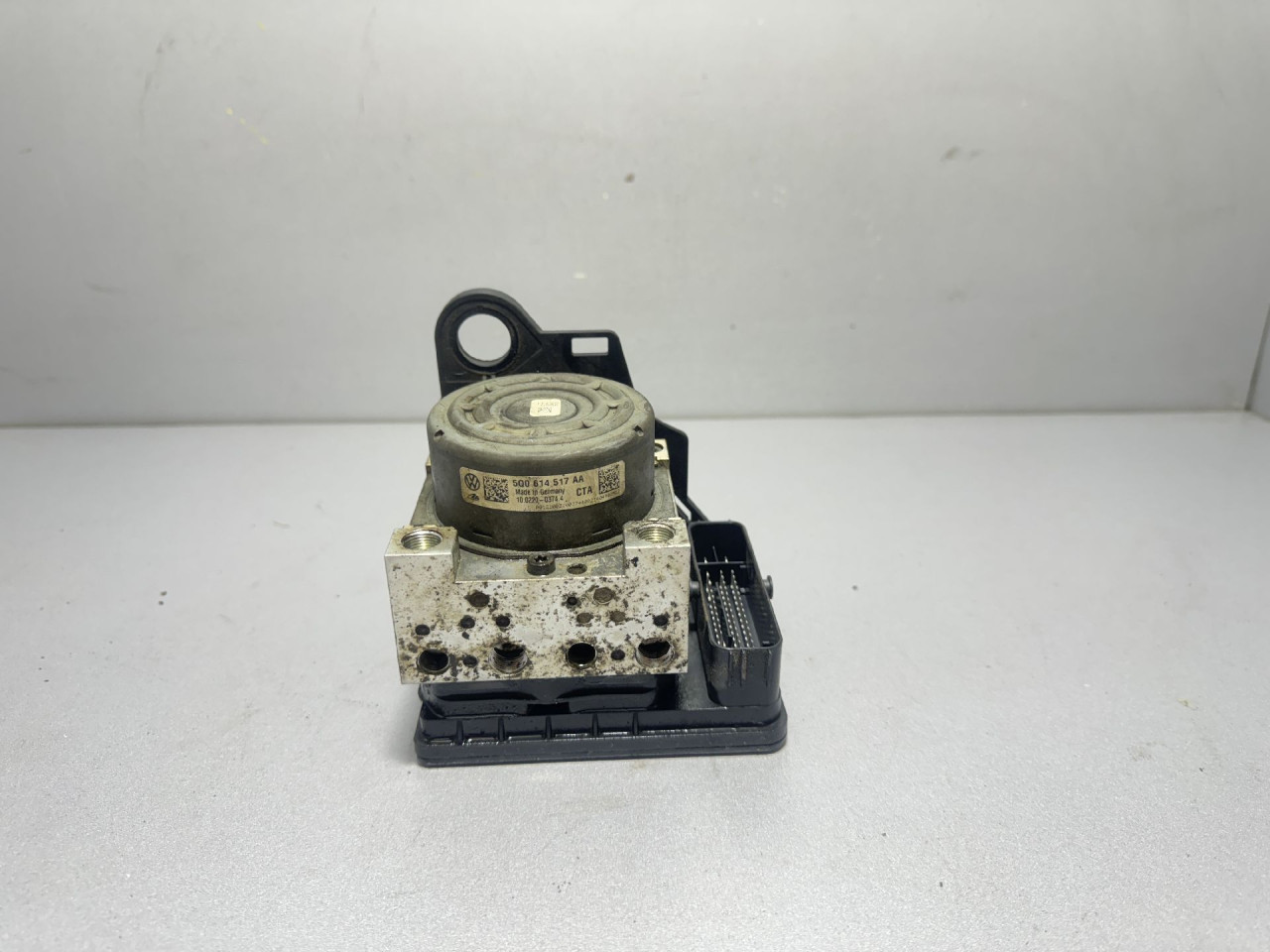 ABS ELEKTRONIKA VW GOLF 7 > 12-16 5Q0907379AB 5Q0614517