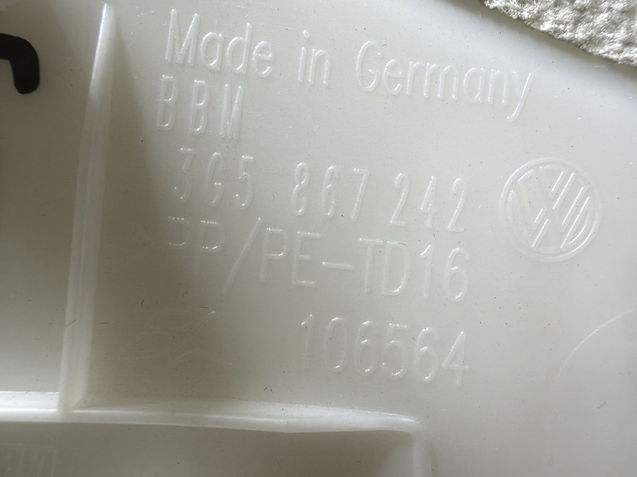 DIJELOVI PLASTIKA VW PASSAT B8 > 14-19 2.0 3G5867242