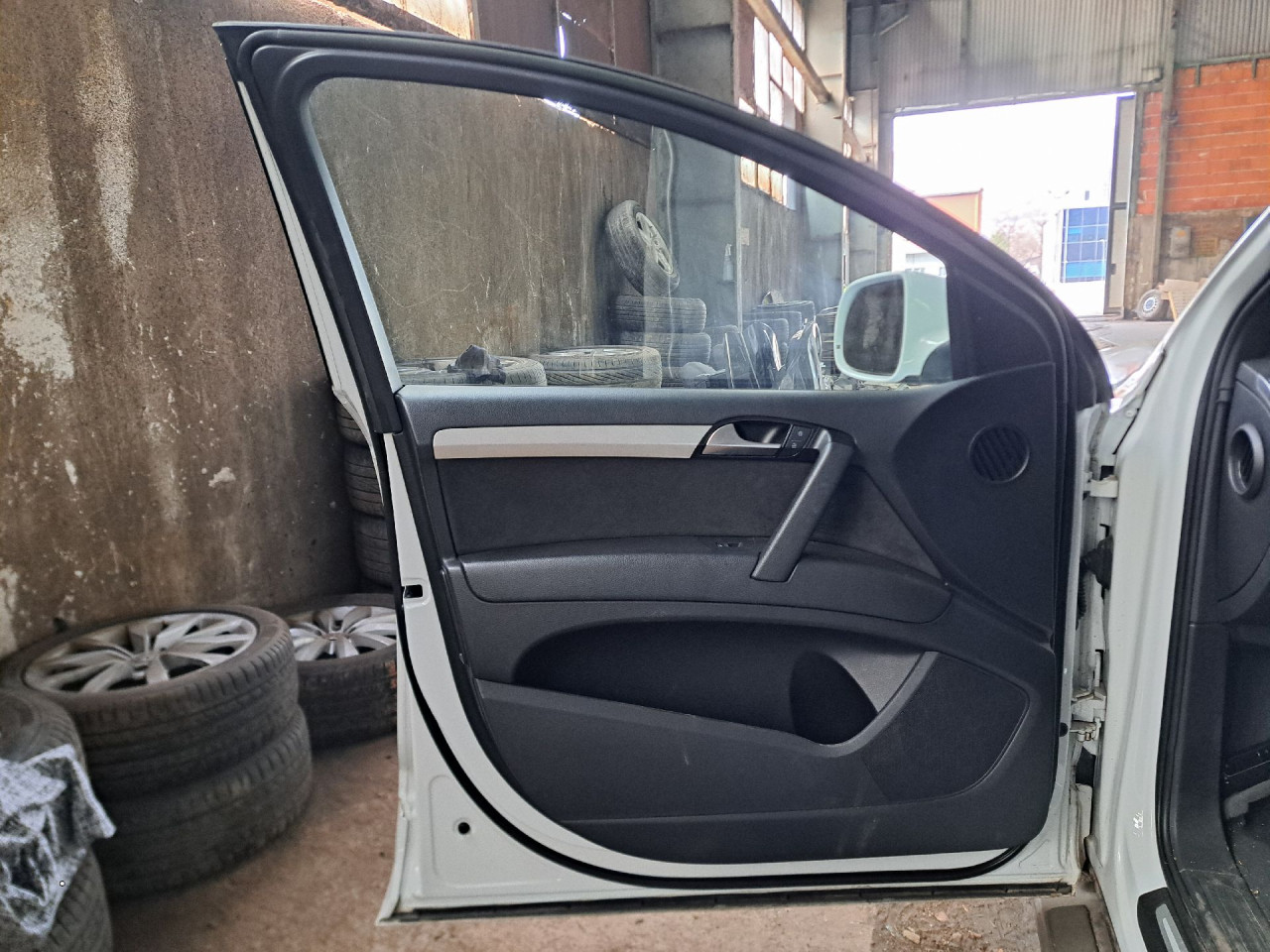 DIJELOVI VRATA AUDI Q7 (4L) > 09-15