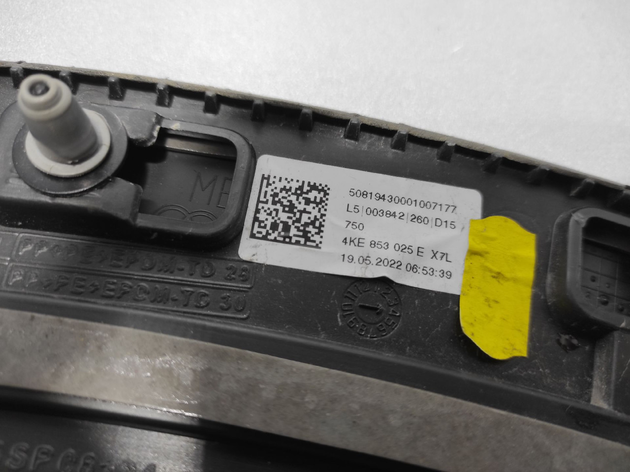 RUB BLATOBRANA AUDI E-TRON > 18- 4KE853025E