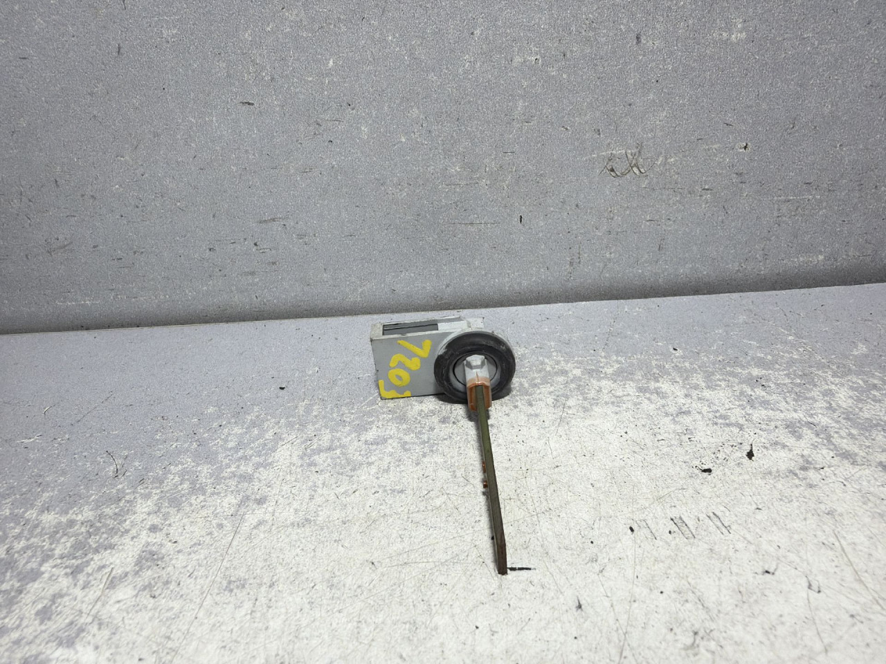 DIJELOVI SENZOR TEMPERATURE VW TIGUAN > 11-15 4B0820539