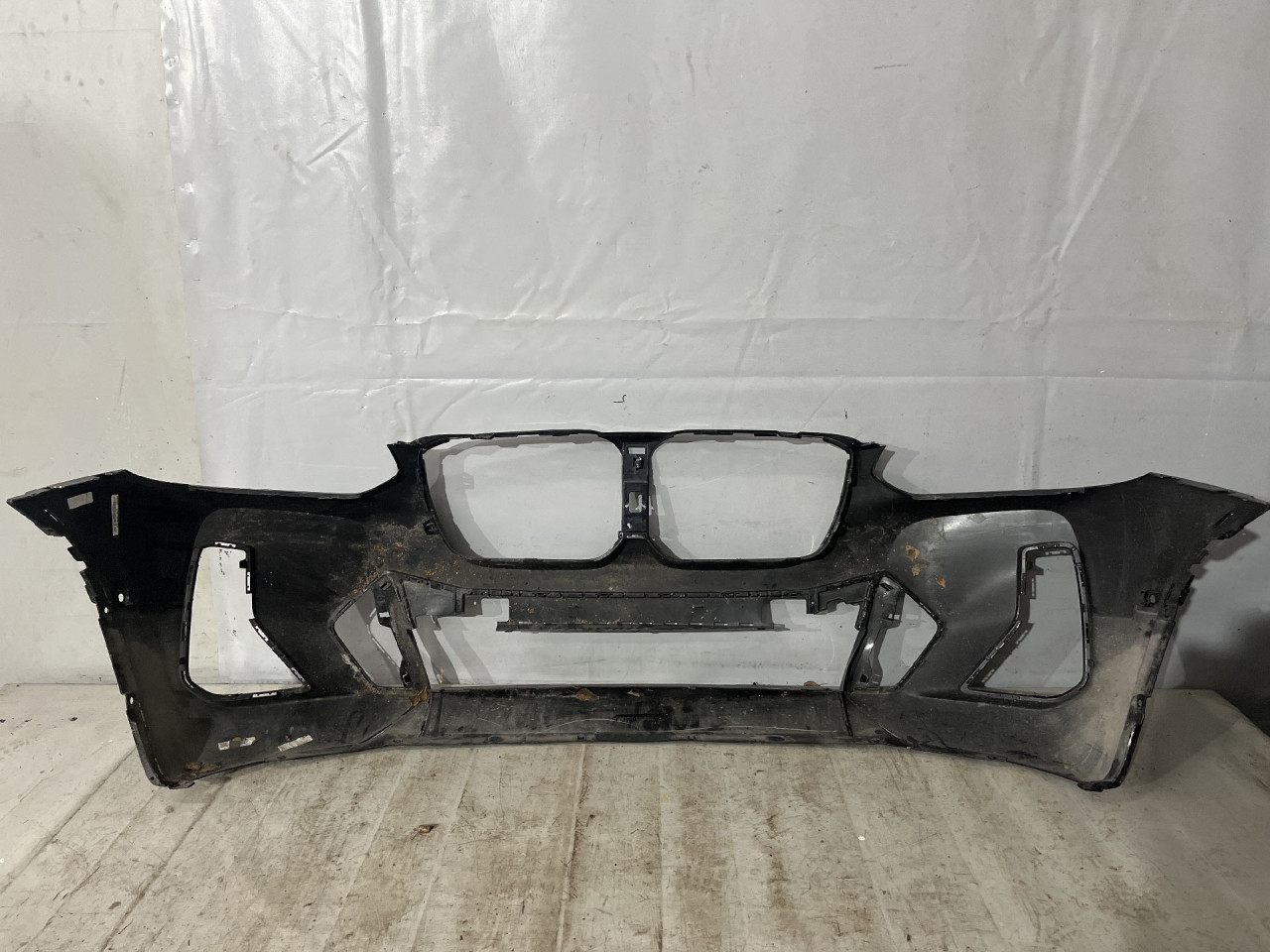 DIJELOVI BRANIK BMW X3 (G01) > 17- 8081055