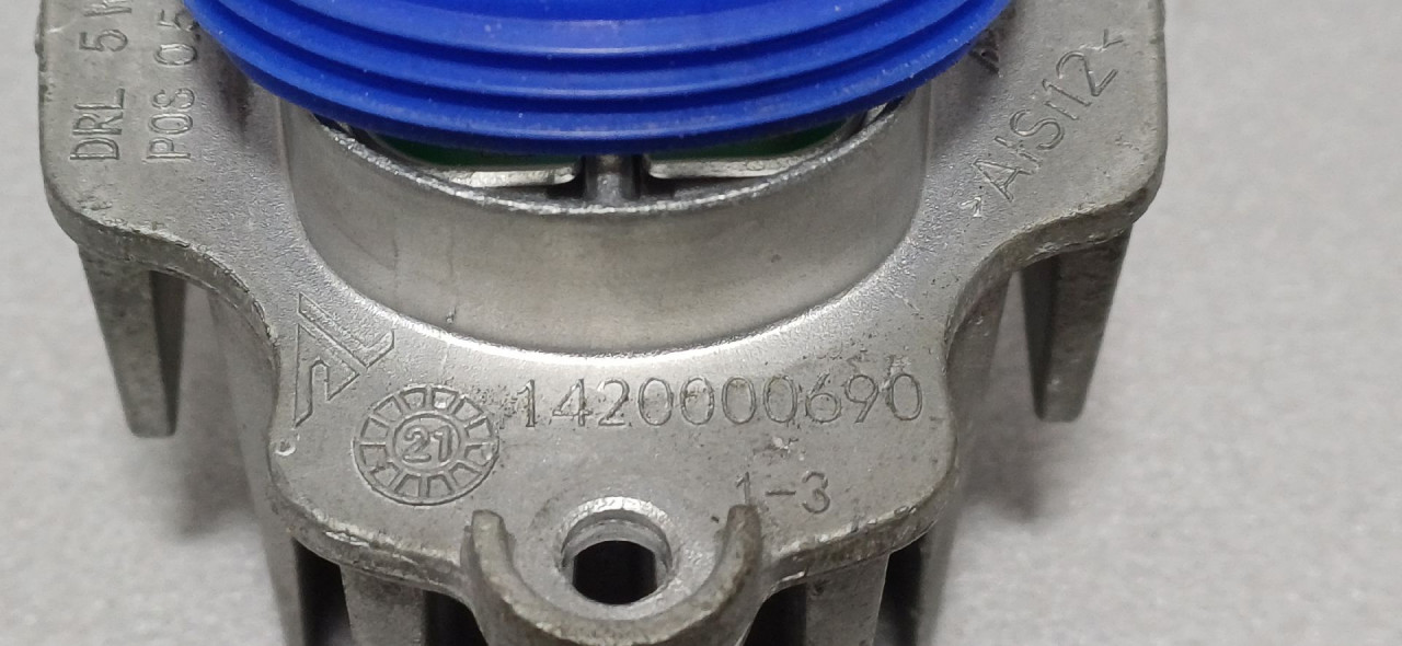 ELEKTRONIKA MODUL SKODA OCTAVIA > 19- 1420000690
