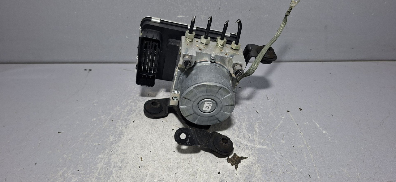 DIJELOVI ABS ELEKTRONIKA VOLVO XC60 > 17- 32214803 32214772