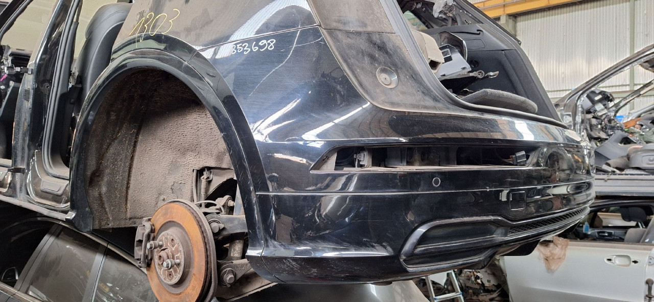 DIJELOVI BRANIK AUDI Q5 (FY) > 17 - 20  80A807067DGRU