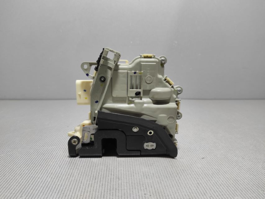 BRAVA VRATA AUDI A4 (B8) > 07-11 8J1837016C