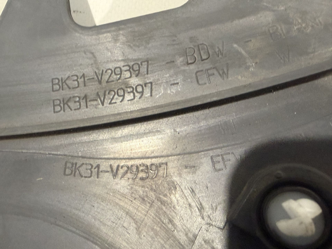 DIJELOVI LAJSNA FORD TRANSIT > 14- BK31V29397BDW