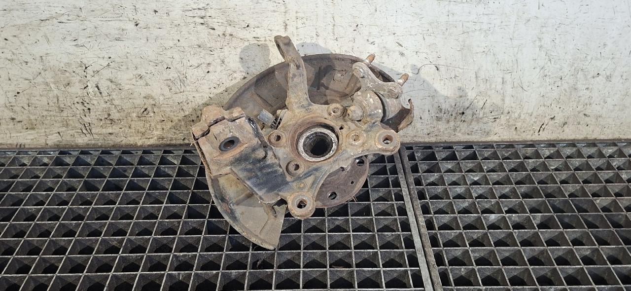DIJELOVI GLAVCINA AUDI Q3 > 11-15 2.0 1K0407256AA