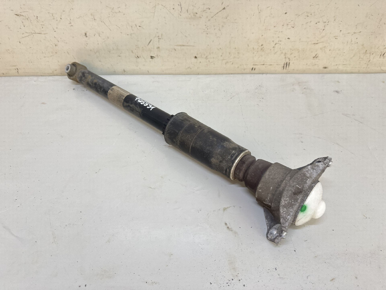 DIJELOVI AMORTIZER AUDI A5 (F5) COUPE > 17 - 2.0 8W0513035AD