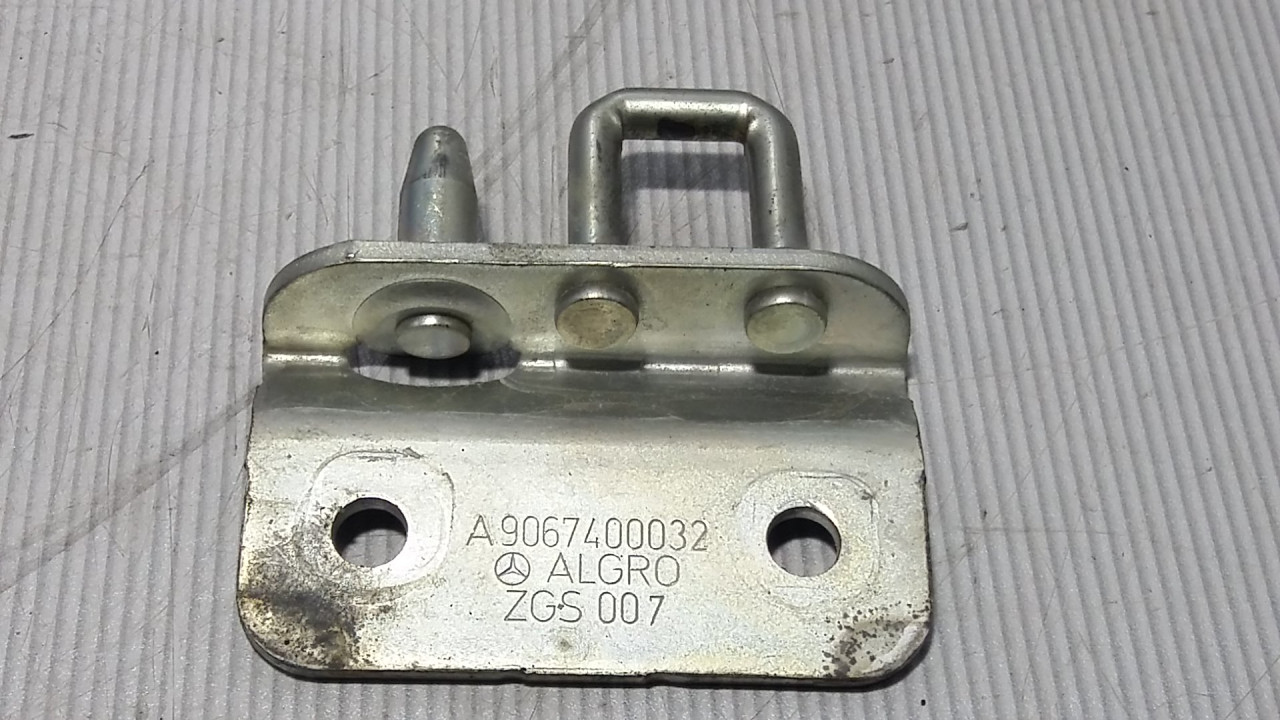 BAGLAMA MERCEDES SPRINTER > 06-13 A9067400032
