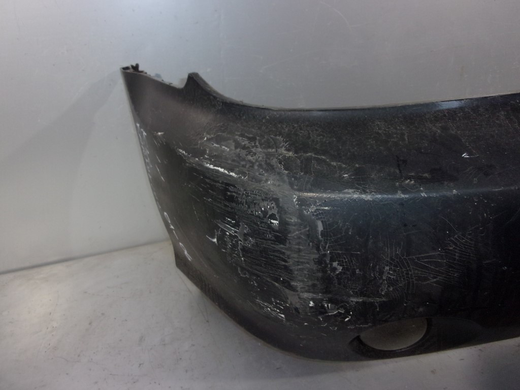 DIJELOVI BRANIK KIA CARNIVAL > 01-06 KI722009