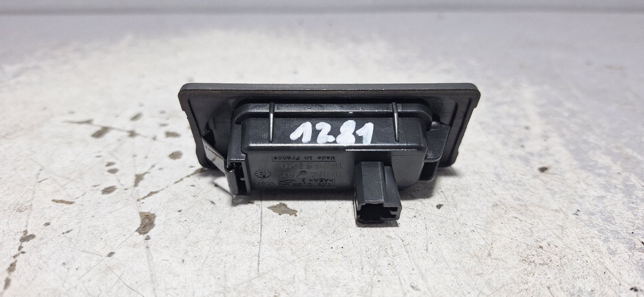 RASVJETA TABLICA VW TOUAREG > 18- 5NA943021