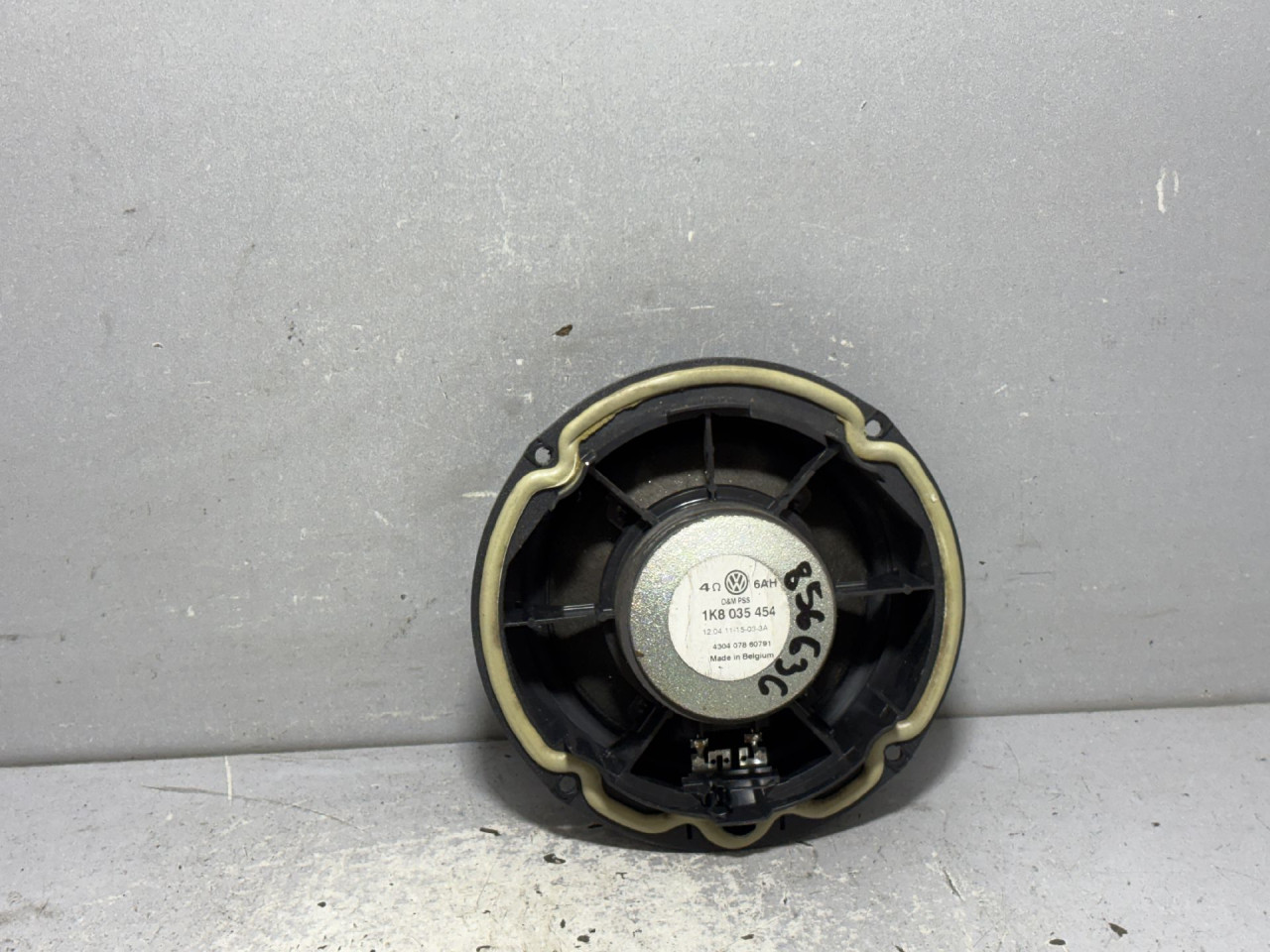 DIJELOVI ZVUCNIK VW GOLF 6 > 08-12 1K8035454