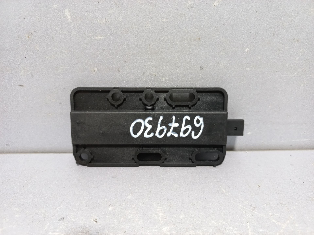 DIJELOVI ANTENA BMW X5 (E70N) > 10-13 6922211
