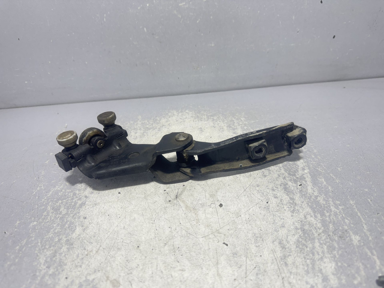 DIJELOVI KLIZAC VW CADDY > 03-10 2K0843336A