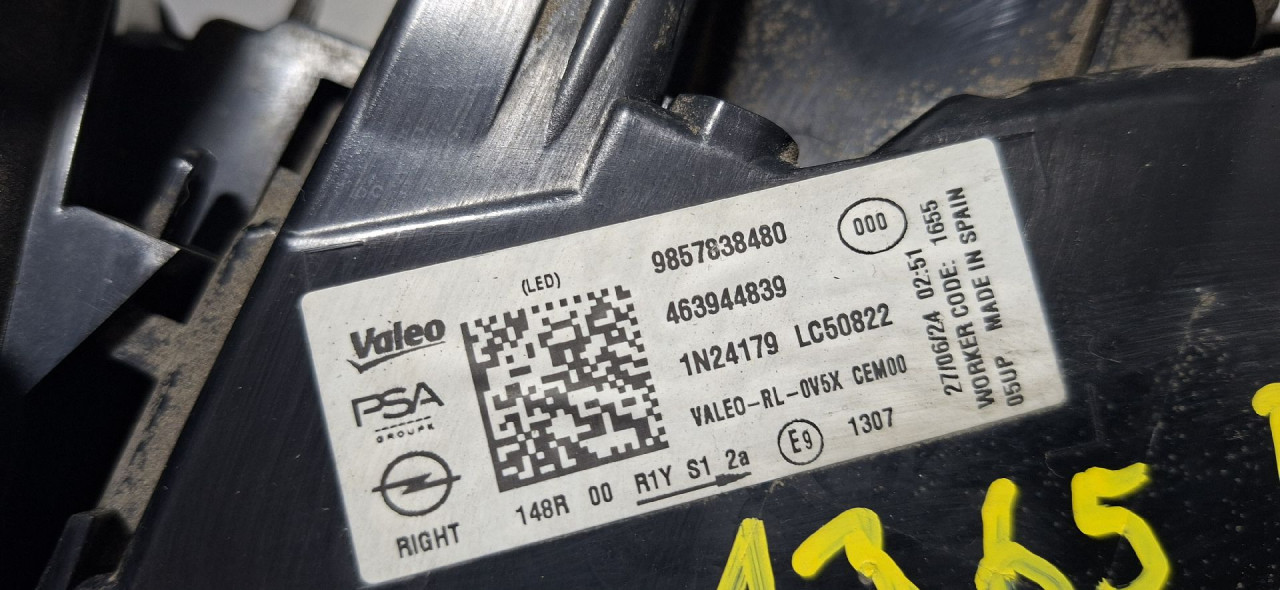 DIJELOVI STOP SVJETLO OPEL ASTRA L > 22 -  1.2 9857838480