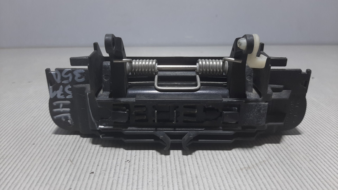 DIJELOVI RUCKA VRATA AUDI A3 > 08-12 4B0839885